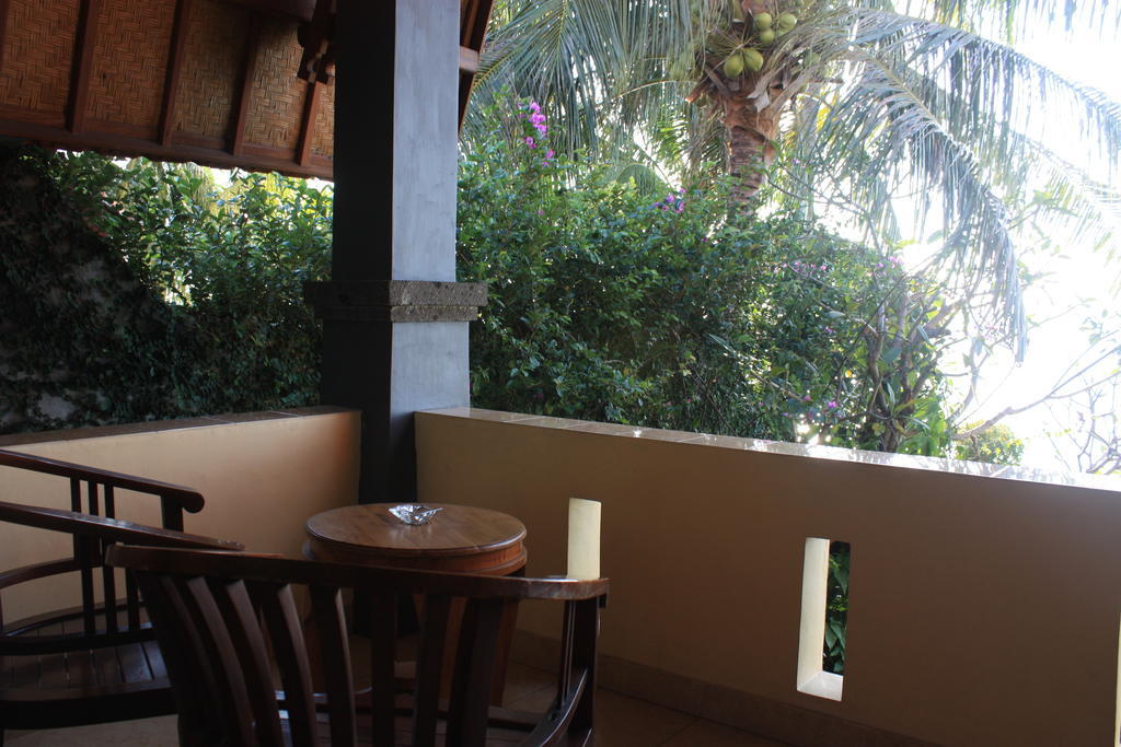 Cleopatra Beach Bungalows Hotel Lovina Szoba fotó