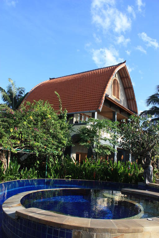 Cleopatra Beach Bungalows Hotel Lovina Kültér fotó