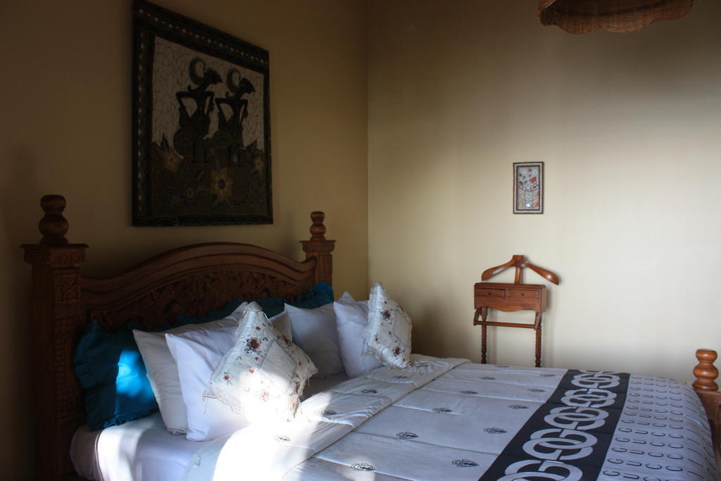 Cleopatra Beach Bungalows Hotel Lovina Kültér fotó